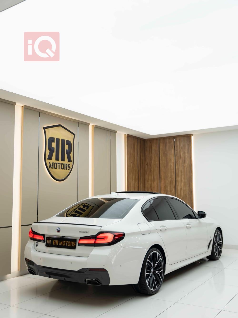 بی ئێم دەبڵیو سیریەس 5